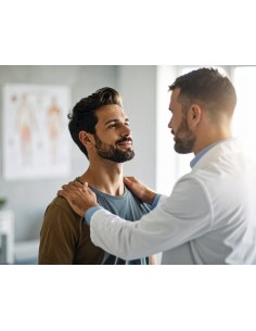 Emails d'entreprises pour des soins en dehors d'un cadre réglementé, illustrant des pratiques non conformes.